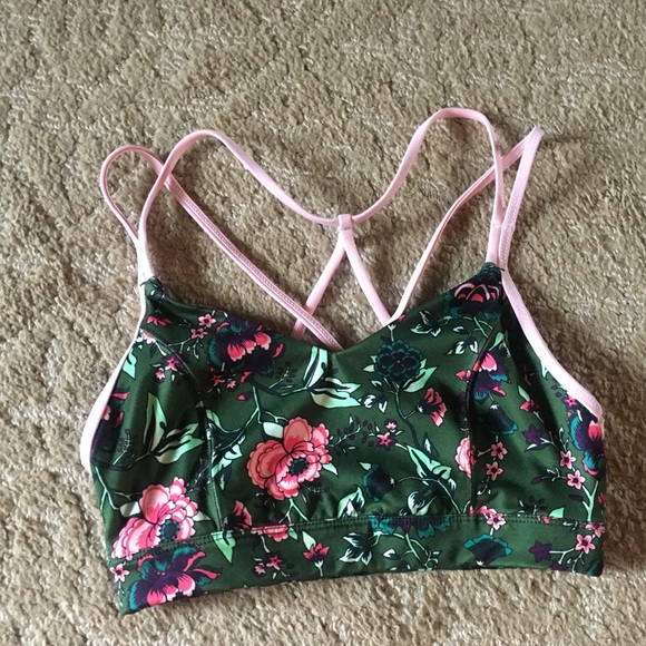 Floral old navy activewear set (small) - Picture 2 of 6